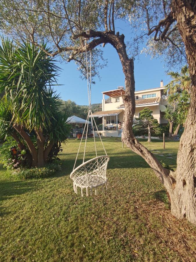 פלטאריה Sunny Garden Villa מראה חיצוני תמונה