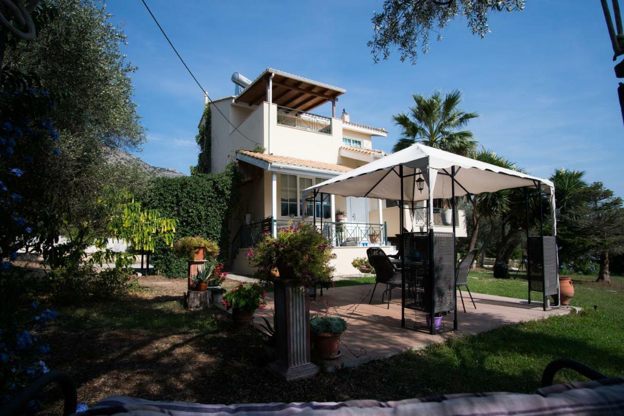 פלטאריה Sunny Garden Villa מראה חיצוני תמונה